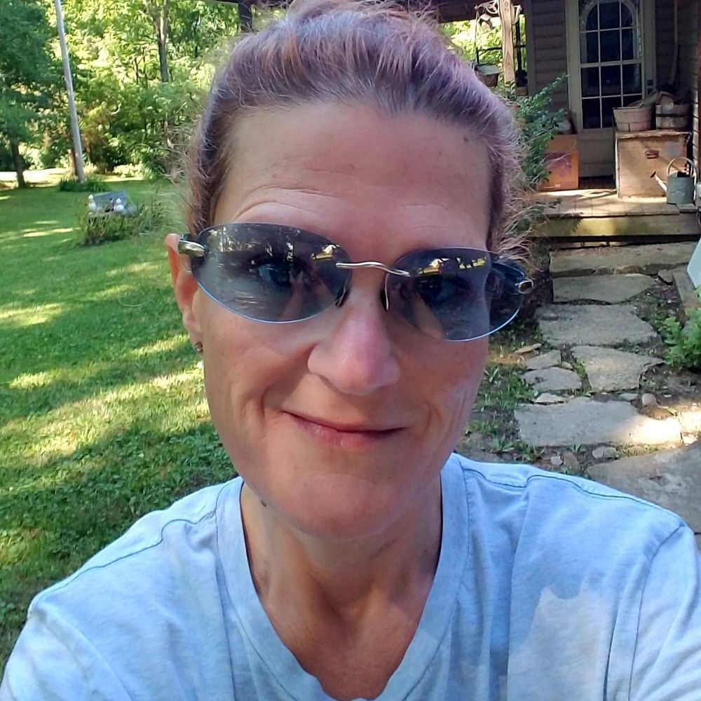 Meet your Posher, Jeannine